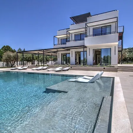 Watanave Luxury Corfu Villa