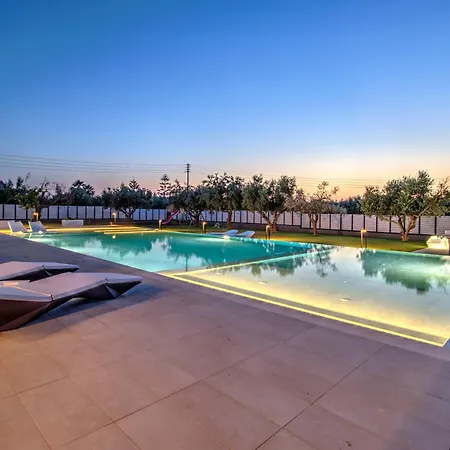 Watanave Luxury Corfu Villa *