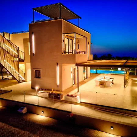 Watanave Luxury Corfu Villa *