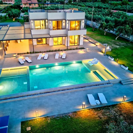 Вилла Watanave Luxury Corfu